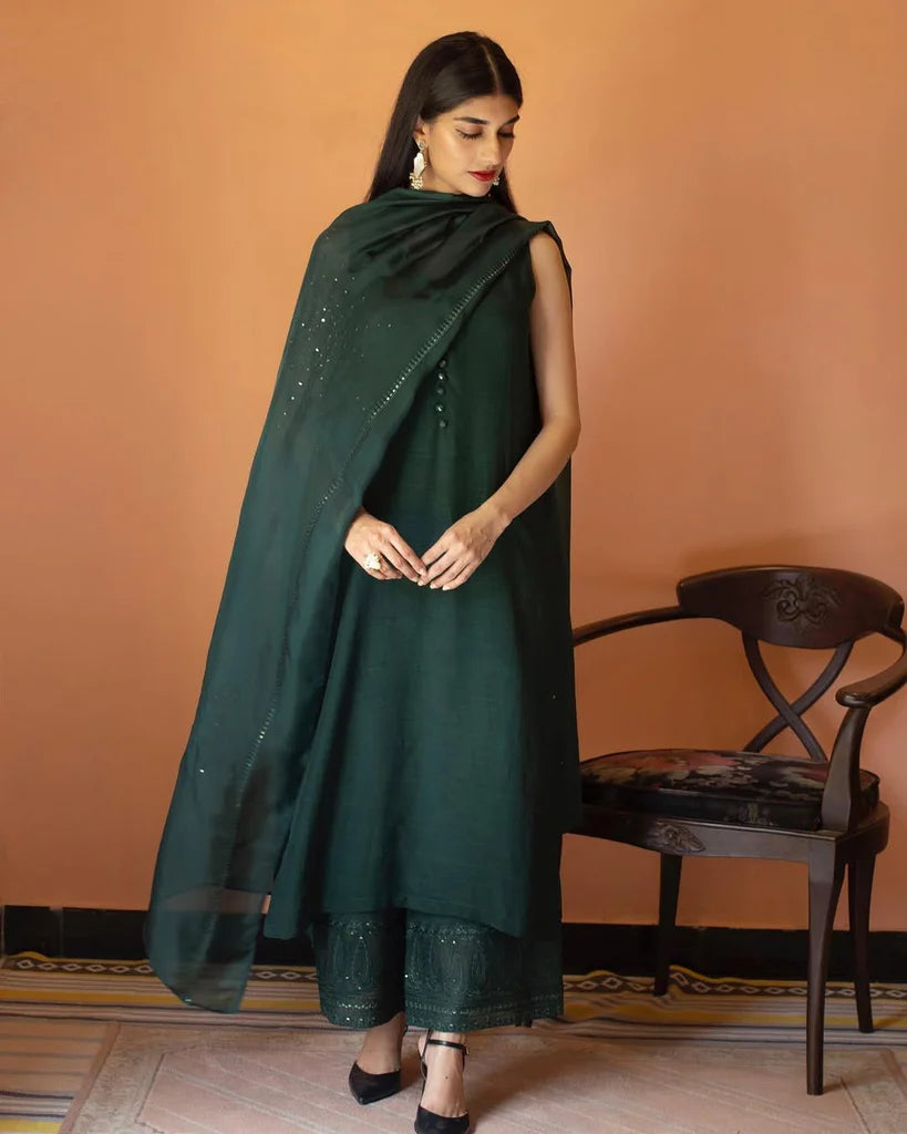 ✨ Verdant Vogue – 3-Piece Women’s Outfit ✨