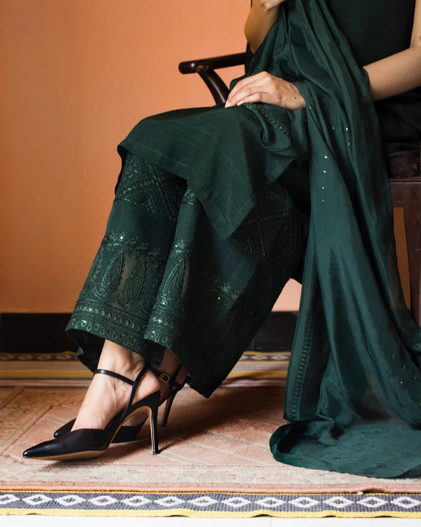 ✨ Verdant Vogue – 3-Piece Women’s Outfit ✨