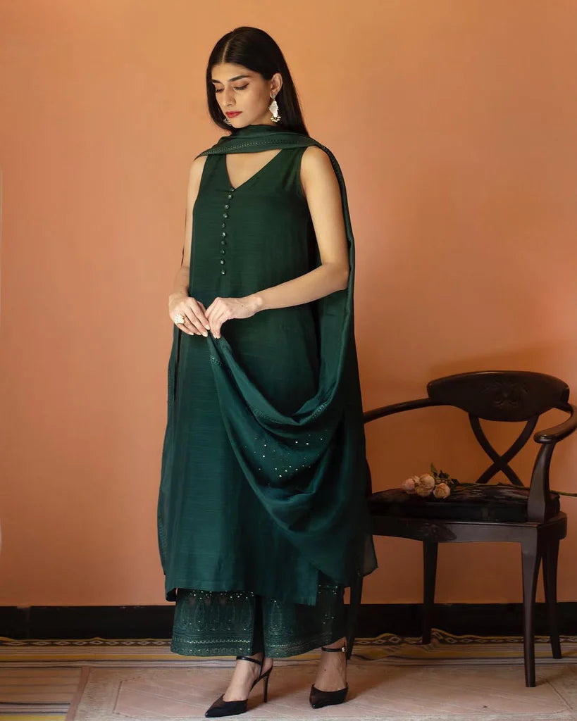 ✨ Verdant Vogue – 3-Piece Women’s Outfit ✨