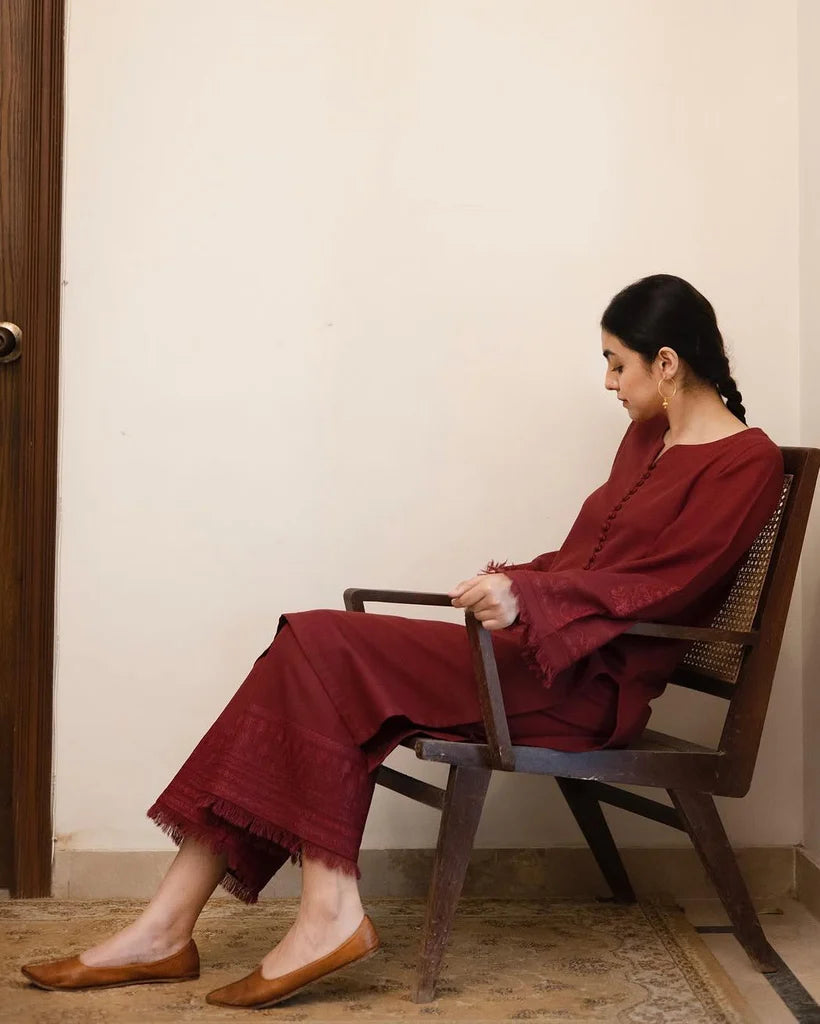 🔥 Crimson Allure – 2-Piece Women’s Outfit