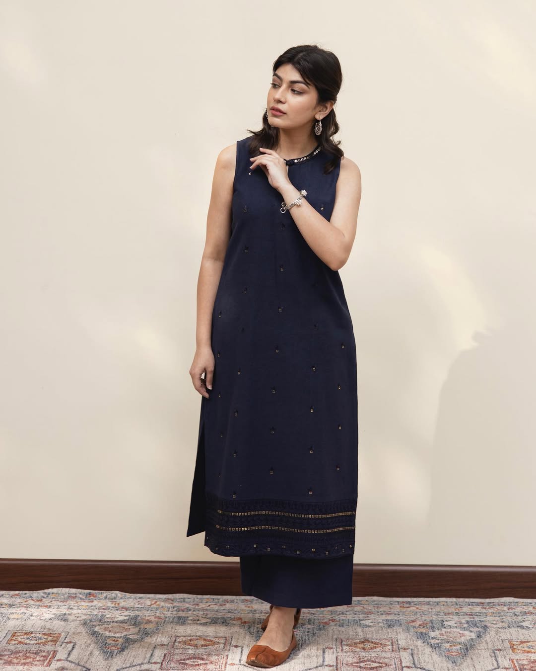 Navy Grace  2-Piece Seasonal Suit